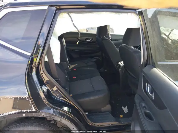 KNMAT2MT2HP528038 2017 NISSAN ROGUE - Image 8