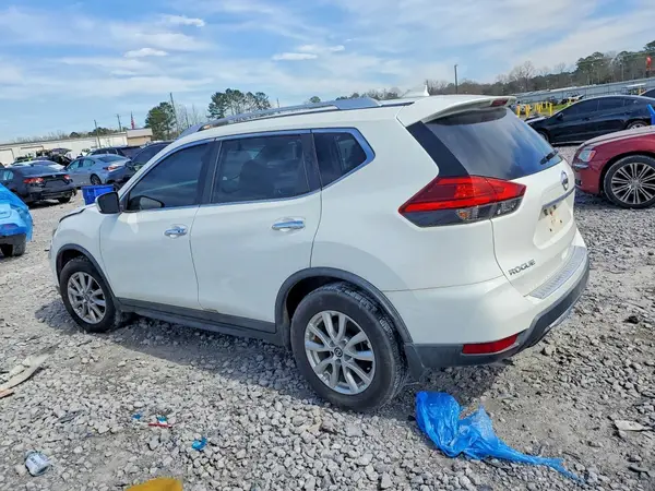 KNMAT2MT2HP528315 2017 NISSAN ROGUE - Image 2