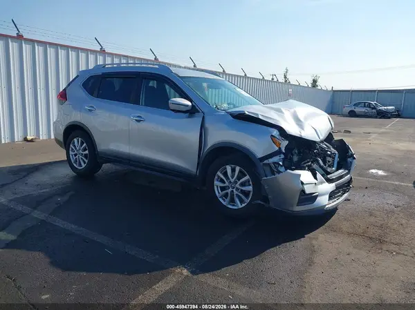 KNMAT2MT2HP530274 2017 NISSAN ROGUE - Image 1