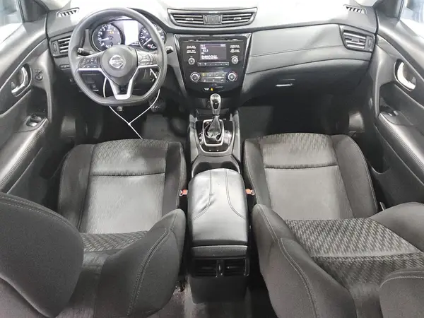 KNMAT2MT2HP531201 2017 NISSAN ROGUE - Image 8