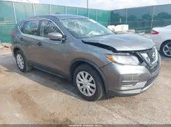 KNMAT2MT2HP532302 2017 NISSAN ROGUE