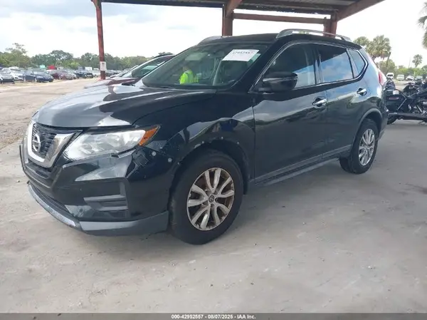 KNMAT2MT2HP534311 2017 NISSAN ROGUE - Image 2