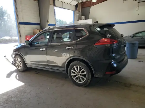 KNMAT2MT2HP535801 2017 NISSAN ROGUE - Image 2