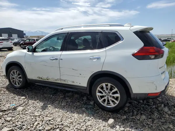 KNMAT2MT2HP536351 2017 NISSAN ROGUE - Image 2