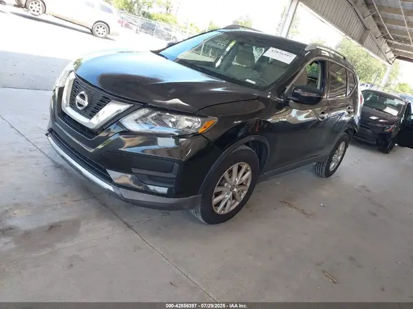 KNMAT2MT2HP537029 2017 NISSAN ROGUE - Image 2