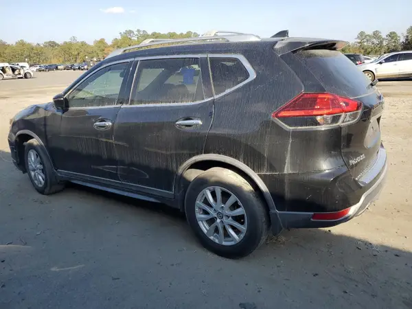 KNMAT2MT2HP551416 2017 NISSAN ROGUE - Image 2