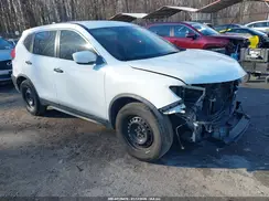 KNMAT2MT2HP558303 2017 NISSAN ROGUE