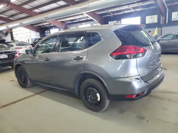 KNMAT2MT2HP561816 2017 NISSAN ROGUE - Image 2