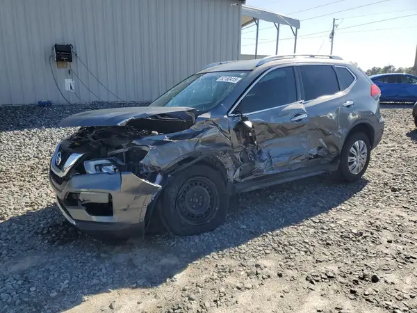 KNMAT2MT2HP561928 2017 NISSAN ROGUE - Image 1