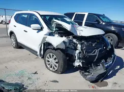 KNMAT2MT2HP566272 2017 NISSAN ROGUE