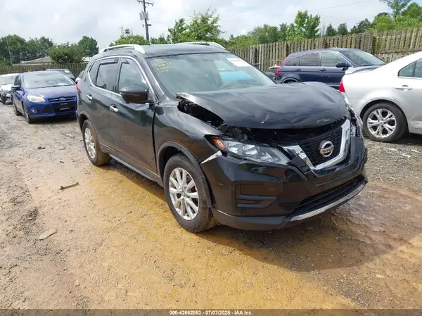 KNMAT2MT2HP567194 2017 NISSAN ROGUE - Image 1