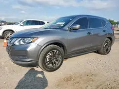 KNMAT2MT2HP569110 2017 NISSAN ROGUE