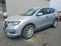 KNMAT2MT2HP569463 2017 NISSAN ROGUE