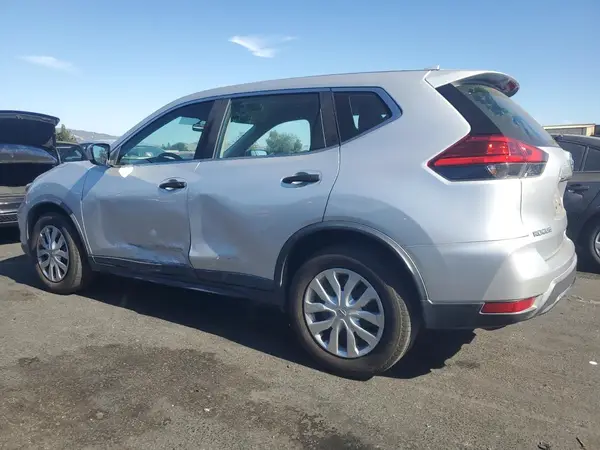 KNMAT2MT2HP575229 2017 NISSAN ROGUE - Image 2