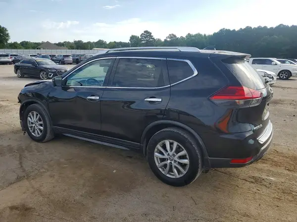 KNMAT2MT2HP575585 2017 NISSAN ROGUE - Image 2