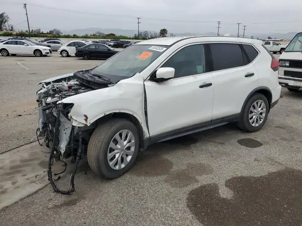 KNMAT2MT2HP585582 2017 NISSAN ROGUE - Image 1
