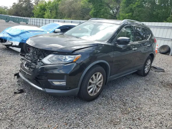 KNMAT2MT2HP593097 2017 NISSAN ROGUE - Image 1