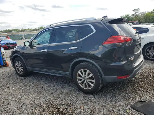 KNMAT2MT2HP593097 2017 NISSAN ROGUE - Image 2
