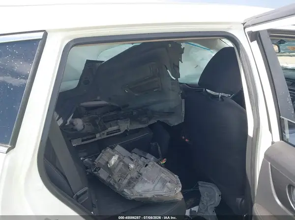 KNMAT2MT2HP601845 2017 NISSAN ROGUE - Image 8
