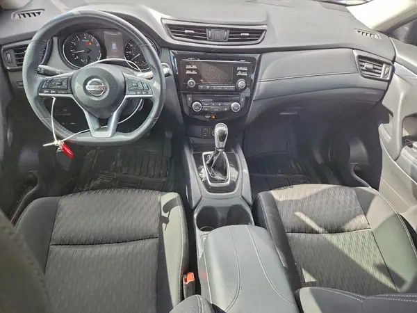 KNMAT2MT2HP606978 2017 NISSAN ROGUE - Image 8
