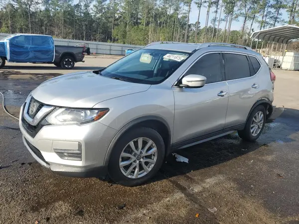 KNMAT2MT2HP612702 2017 NISSAN ROGUE - Image 1