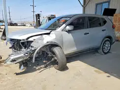 KNMAT2MT2HP615647 2017 NISSAN ROGUE
