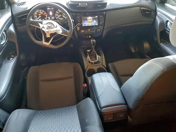 KNMAT2MT2JP504022 2018 NISSAN ROGUE - Image 8