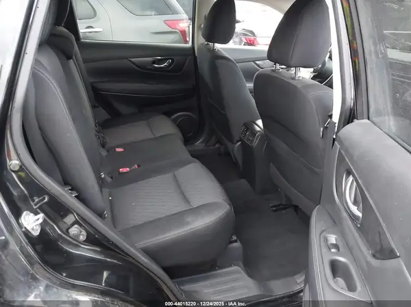 KNMAT2MT2JP507289 2018 NISSAN ROGUE - Image 8