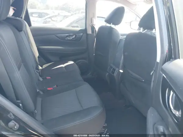 KNMAT2MT2JP508989 2018 NISSAN ROGUE - Image 8