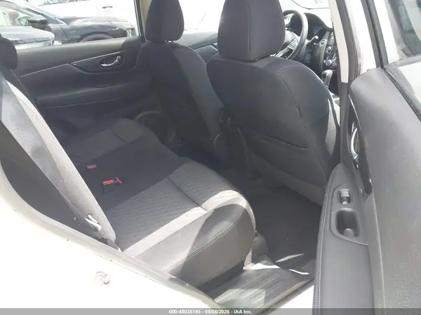 KNMAT2MT2JP511827 2018 NISSAN ROGUE - Image 8