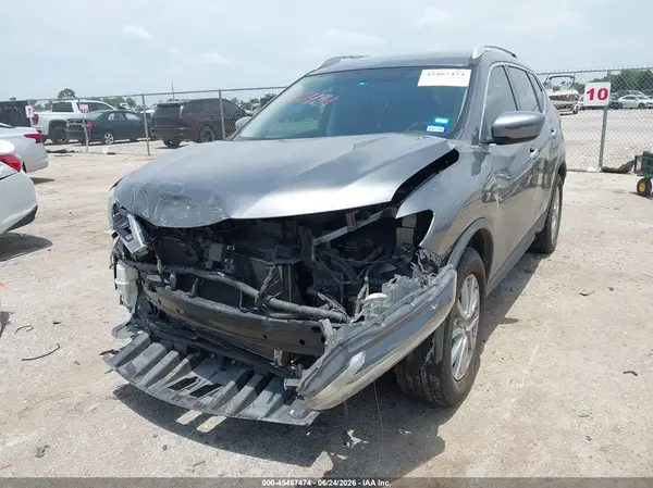 KNMAT2MT2JP514484 2018 NISSAN ROGUE - Image 2