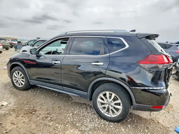 KNMAT2MT2JP514744 2018 NISSAN ROGUE - Image 2