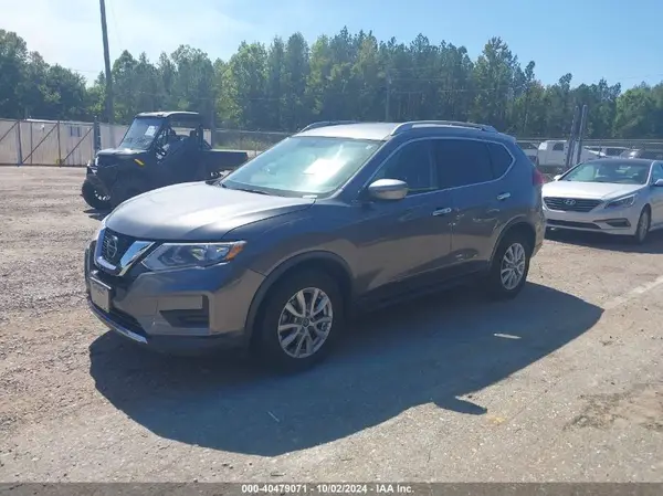 KNMAT2MT2JP517532 2018 NISSAN ROGUE - Image 2