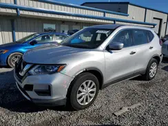 KNMAT2MT2JP519443 2018 NISSAN ROGUE