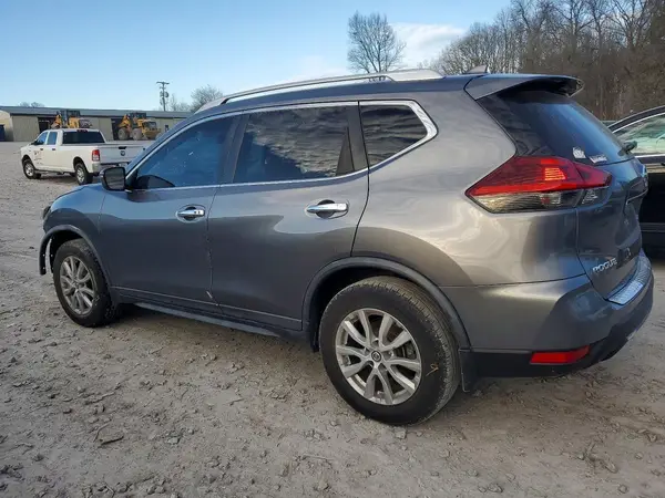 KNMAT2MT2JP520673 2018 NISSAN ROGUE - Image 2