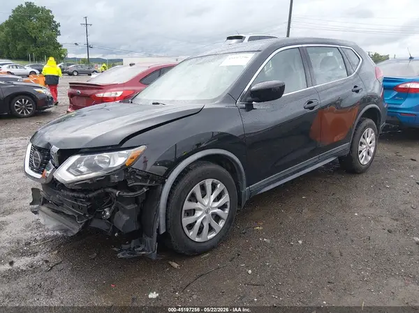 KNMAT2MT2JP520723 2018 NISSAN ROGUE - Image 2