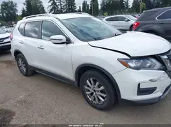 KNMAT2MT2JP525615 2018 NISSAN ROGUE