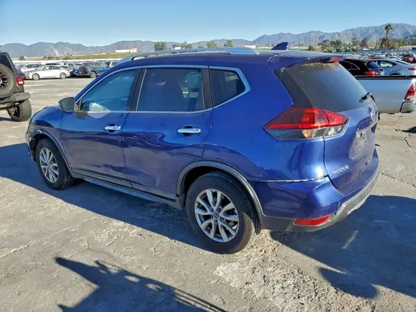 KNMAT2MT2JP526683 2018 NISSAN ROGUE - Image 2