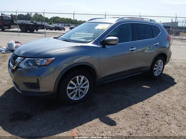 KNMAT2MT2JP534945 2018 NISSAN ROGUE - Image 2