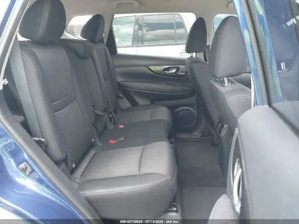 KNMAT2MT2JP536663 2018 NISSAN ROGUE - Image 8