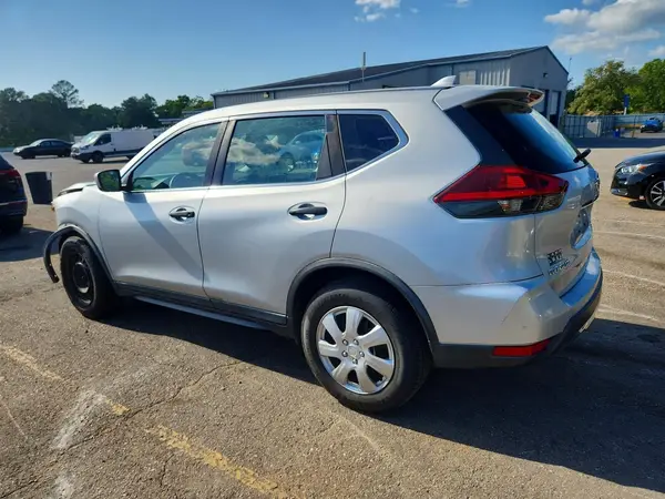 KNMAT2MT2JP538218 2018 NISSAN ROGUE - Image 2