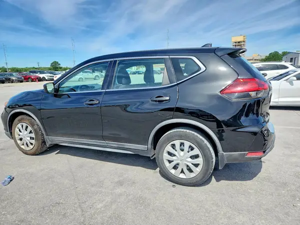 KNMAT2MT2JP538574 2018 NISSAN ROGUE - Image 2