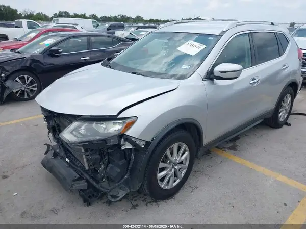 KNMAT2MT2JP545508 2018 NISSAN ROGUE - Image 2