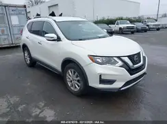 KNMAT2MT2JP550756 2018 NISSAN ROGUE