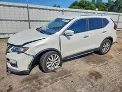 KNMAT2MT2JP552751 2018 NISSAN ROGUE
