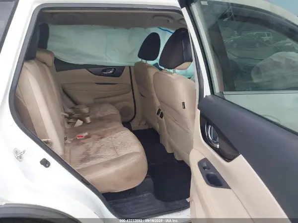 KNMAT2MT2JP564513 2018 NISSAN ROGUE - Image 8