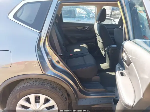 KNMAT2MT2JP566553 2018 NISSAN ROGUE - Image 8
