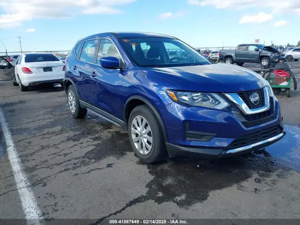 KNMAT2MT2JP567945 2018 NISSAN ROGUE - Image 1