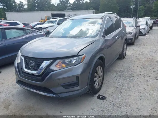 KNMAT2MT2JP573924 2018 NISSAN ROGUE - Image 2