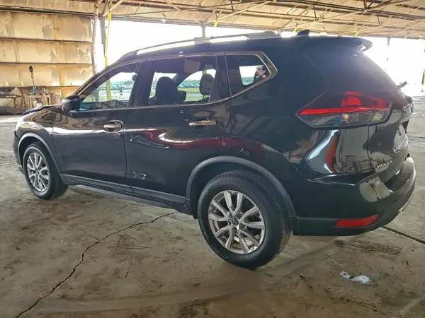 KNMAT2MT2JP574328 2018 NISSAN ROGUE - Image 2